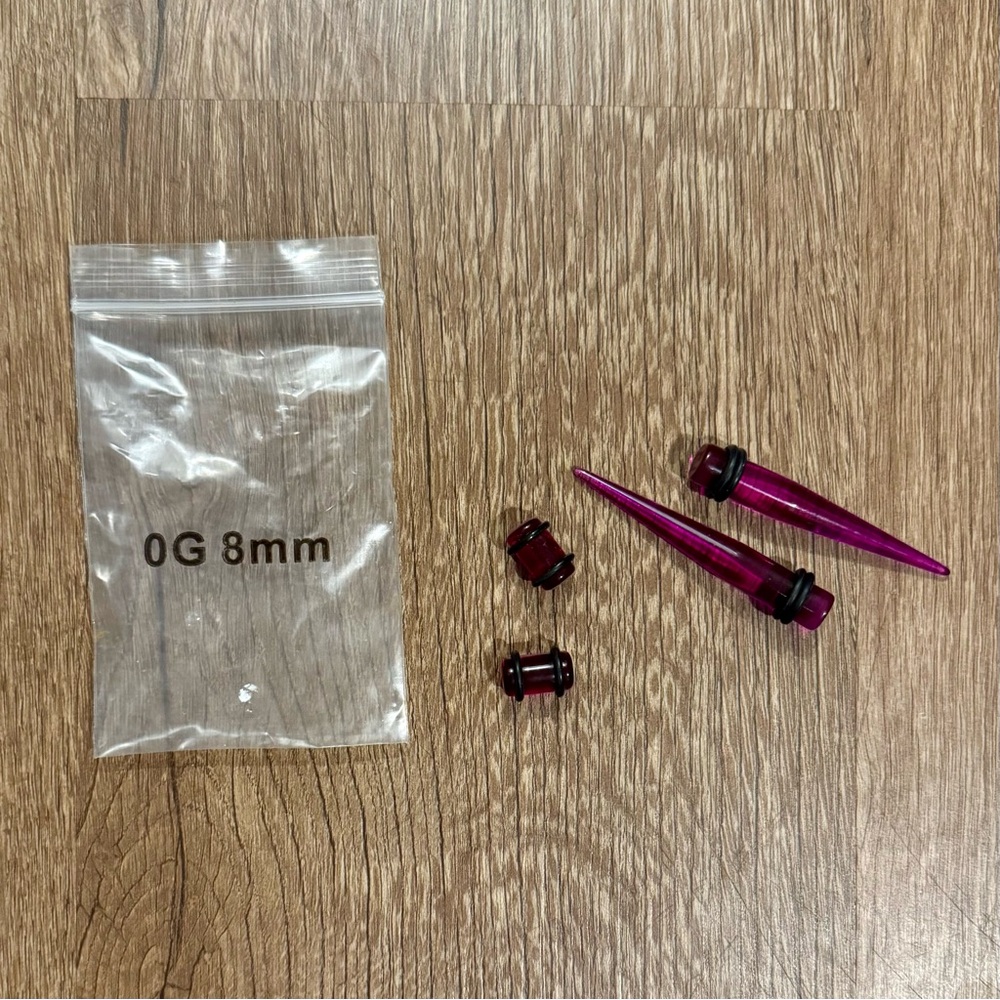 0 Gauge 8 mm Ear Stretching Tapers and Plugs Two Pairs Set of 4 Unused Acrylic